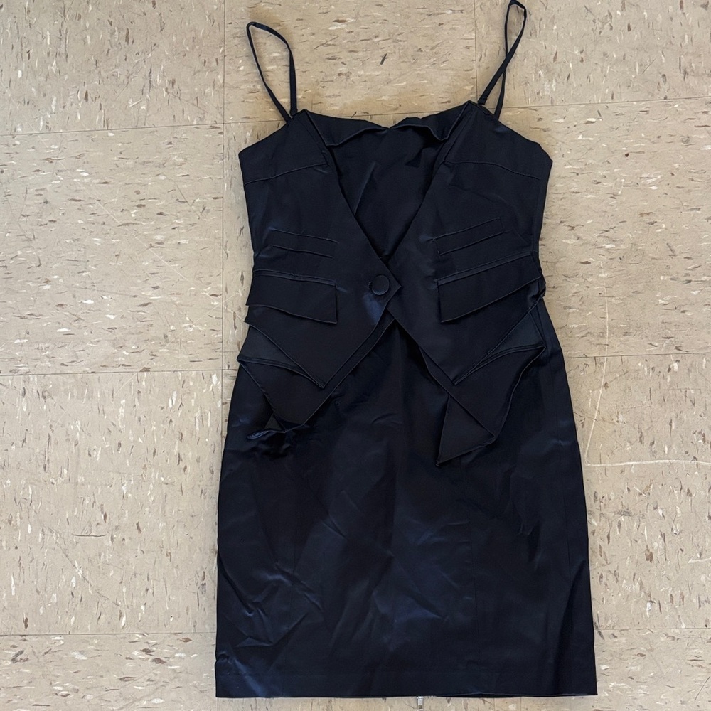 Elegant Black Sleeveless Dress